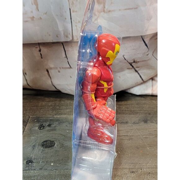 Marvel Super Heroes Adventures Iron Man 2020 hasbro toy figure - Picture 3 of 7